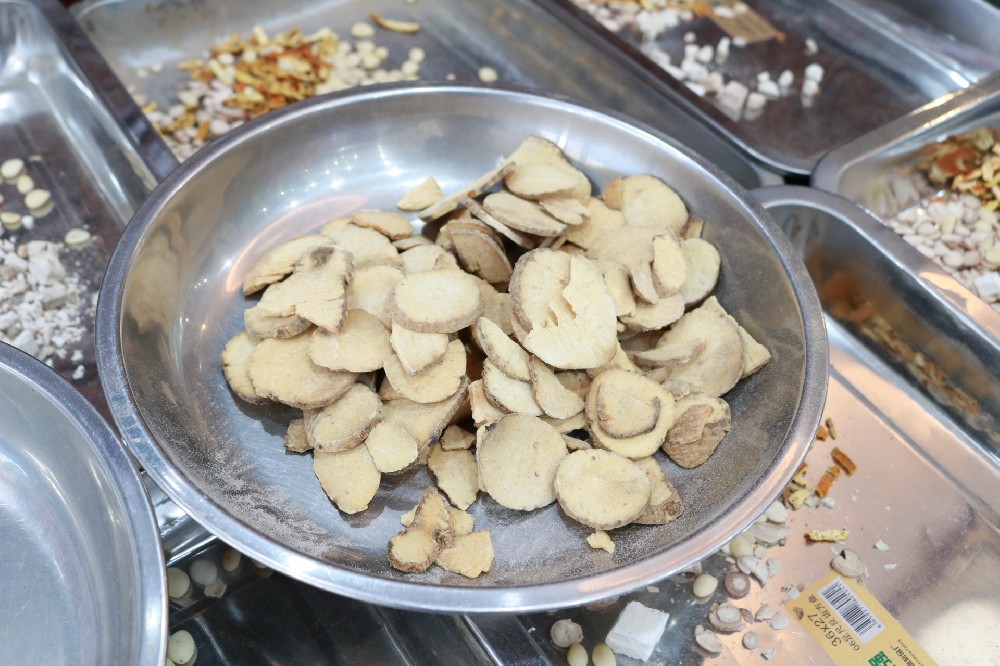 杭州市肿瘤中医：患上肝癌会出现哪些症状呢？